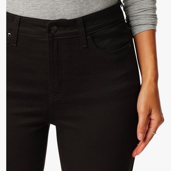 Levi Strauss Signature Gold Women's Totally Shaping High Rise Skinny Jeans - Picture 3 of 10